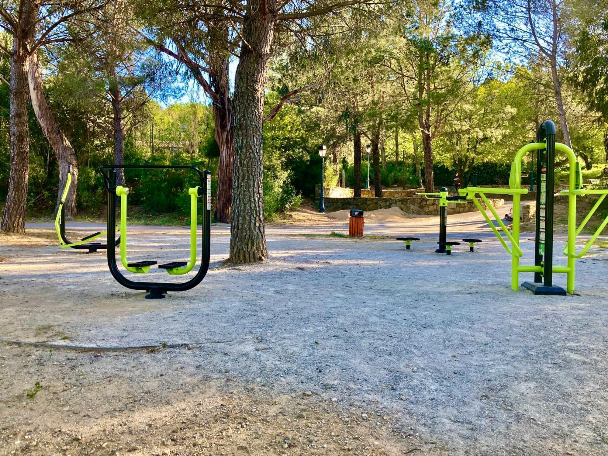 Les Restanques Vue Mer Roses 1070 Rez De Jardin غريمو المظهر الخارجي الصورة